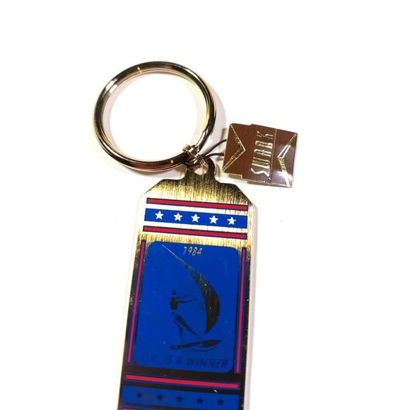 Swank Keychain Vintage 1984 L, A, Is A Winner Blue Gold Tone Wind Surfing - Picture 4 of 6